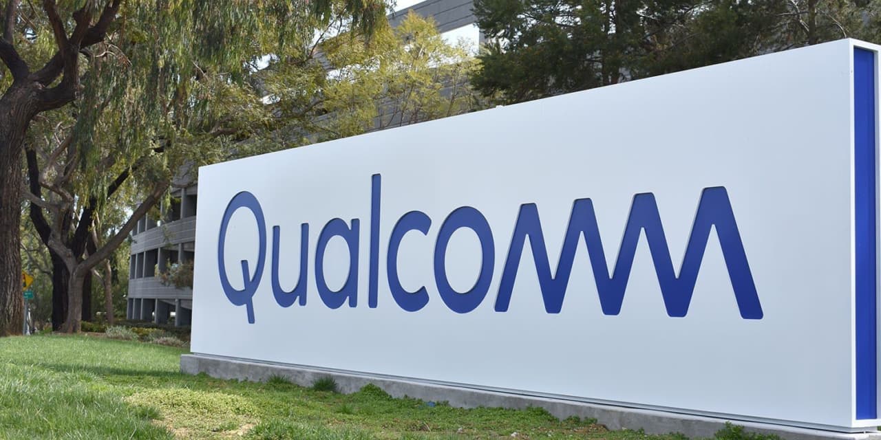 Qualcomm tuyên bố ưu tiên hợp tác với Apple để phát triển iPhone 5G 